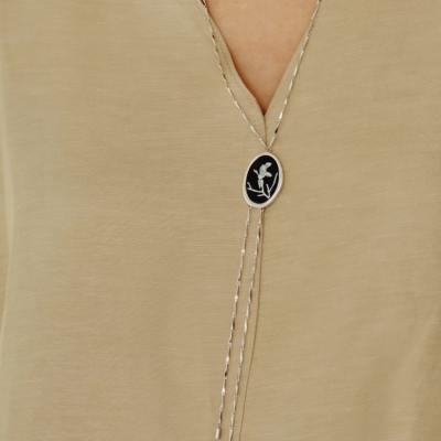 Mother-of-Pearl Magnolia Floral Necklace