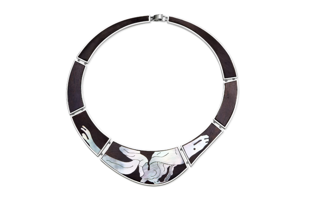 Mulan Round Fan Mother-of-Pearl Choker